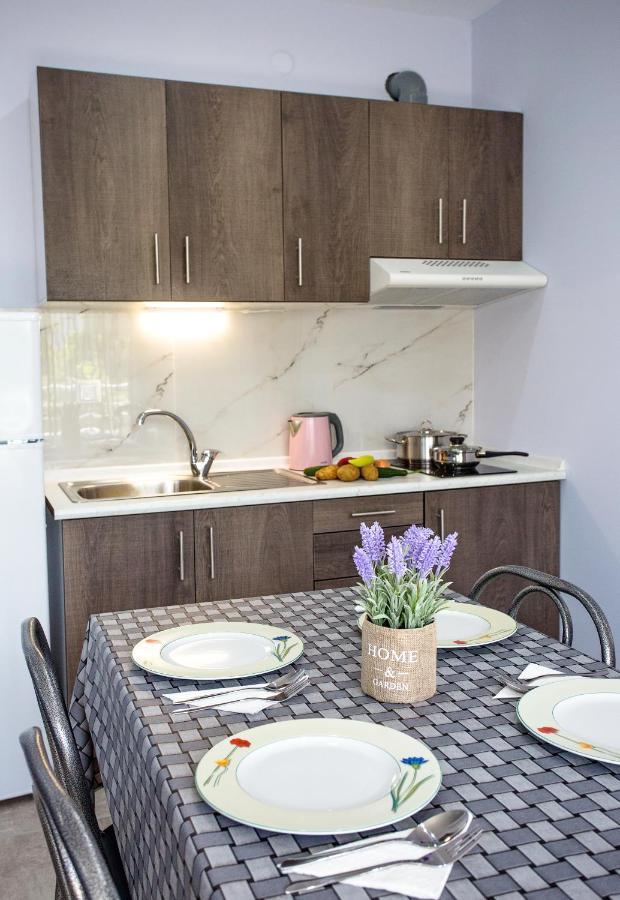 דירות Néa Péramos Kaiafas Luxury Philoxenia מראה חיצוני תמונה
