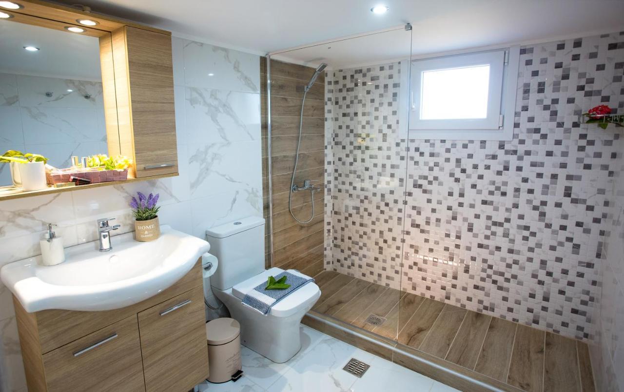 דירות Néa Péramos Kaiafas Luxury Philoxenia מראה חיצוני תמונה