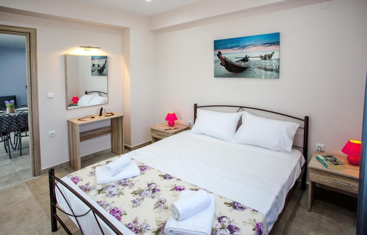דירות Néa Péramos Kaiafas Luxury Philoxenia מראה חיצוני תמונה