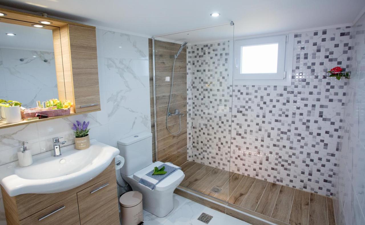 דירות Néa Péramos Kaiafas Luxury Philoxenia מראה חיצוני תמונה