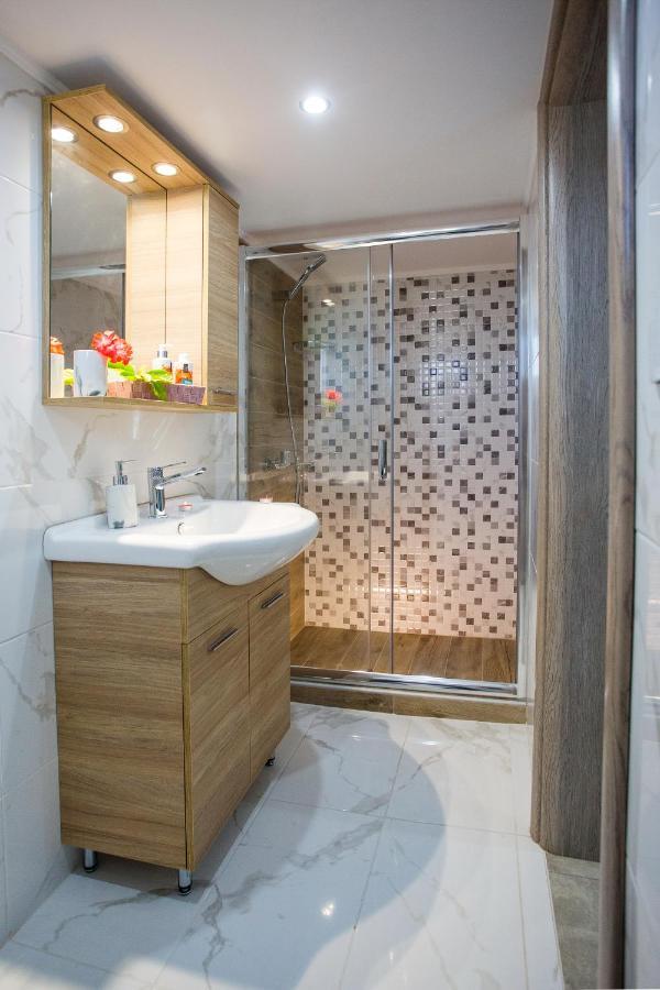 דירות Néa Péramos Kaiafas Luxury Philoxenia מראה חיצוני תמונה